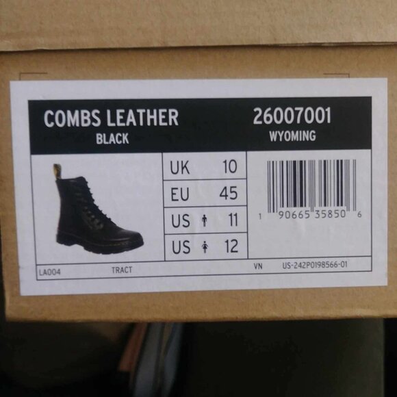 Doc Martens boots - Picture 6 of 6